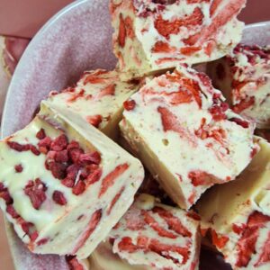 White Chocolate Strawberry & Raspberry Chunkies